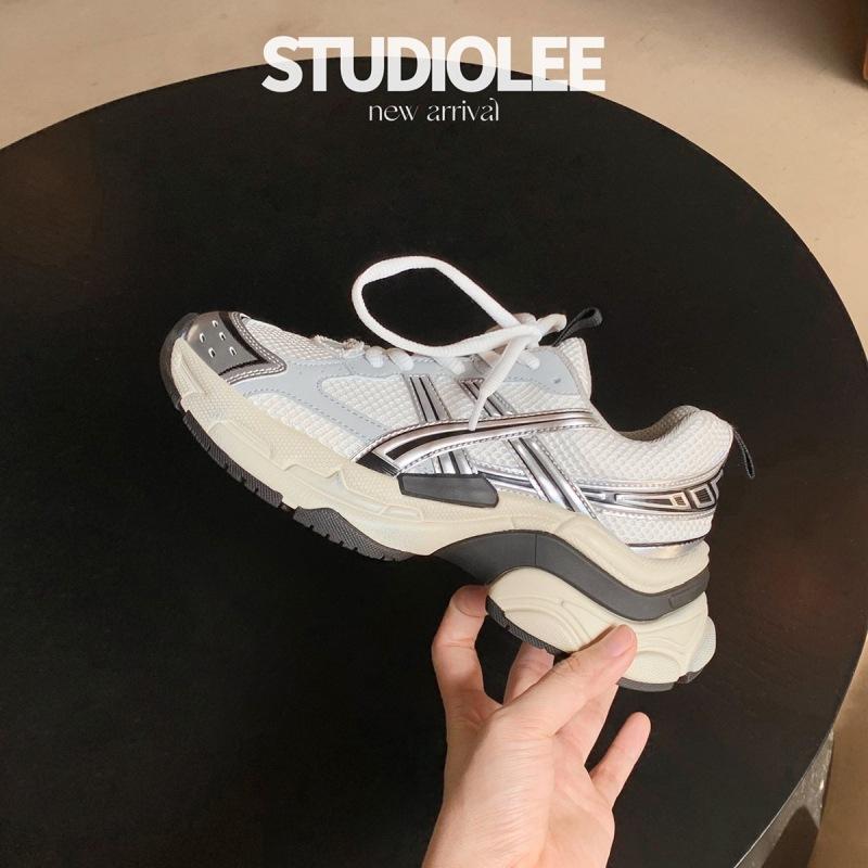 Miyou 2025 autumn and winter new thick-soled lace-up leisure heightening sports lightweight Internet celebrity heavy industry dad shoes women super