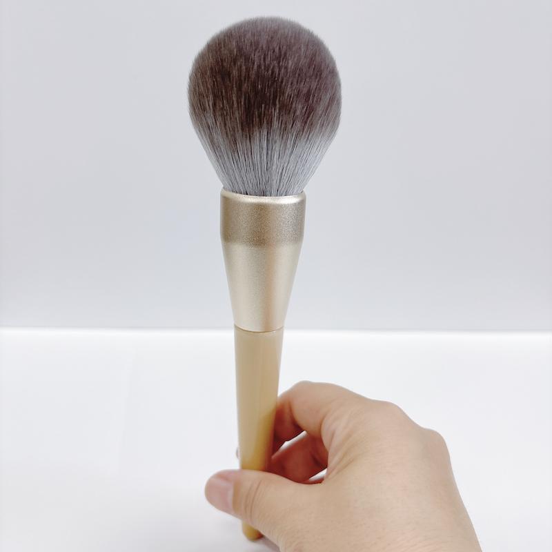 High Quality Low Price Vegan Synthetic Hair Wood Handle Makeup Brushes Cosmetic Custom Private Label Makeup Brush Set