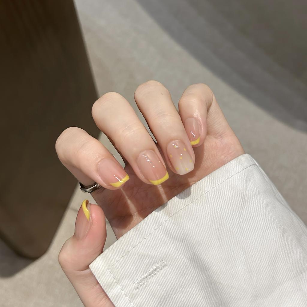 10Pcs Sweet Heart Cat Eye Pearl French Short Square Press On Nails Nude Natural Fake Nails