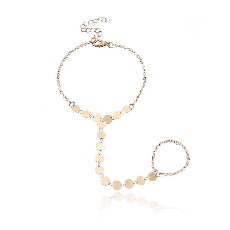 Bracciale Schiava Europeo Creativo in Cristallo Zirconia: Catena Quadrata con Perline e Collegamento al Dito da Donna