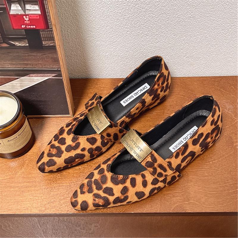

2025 Spring/Autumn Leopard Print Pointed Toe Mary Jane Shoes with Inner Height Boost - Women s Low-Cut French Style 40