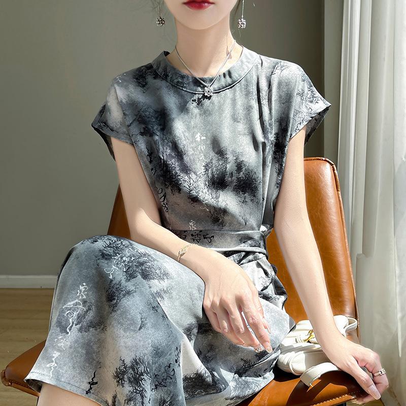 New Chinese Style Smudged Ink Flower Short-sleeved Cheongsam Skirt for Women Acetic Acid Satin High-end Style Retro National Style Long Dress