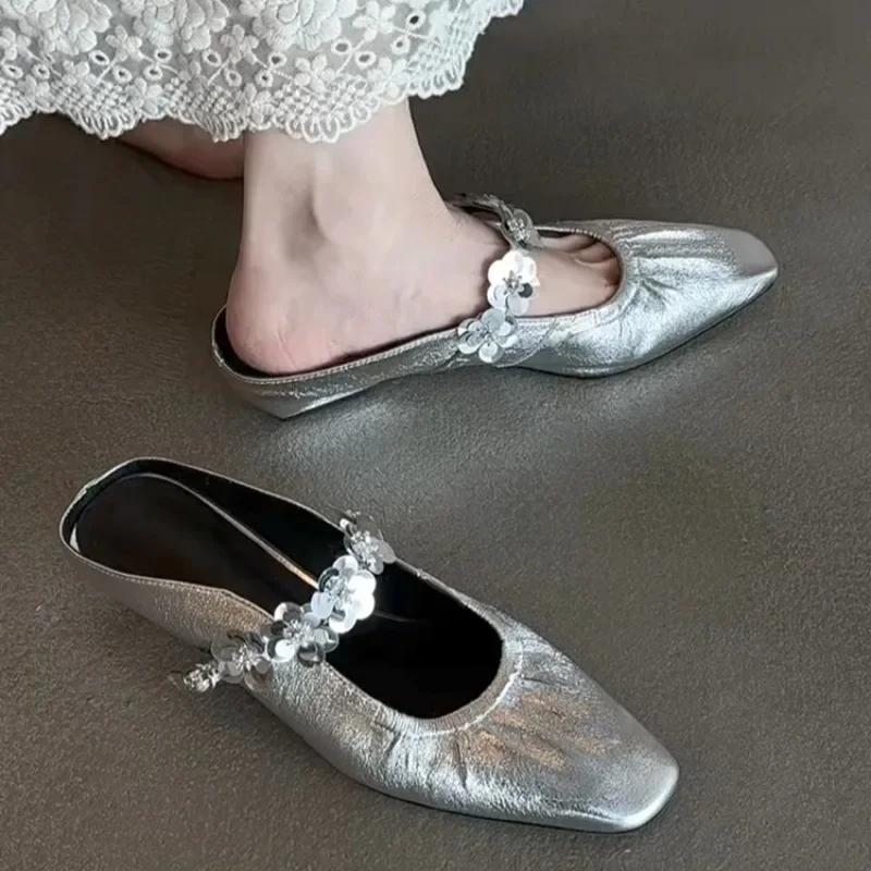 Fashion 2025 Summer New Outside Wear Fashion Temperament Square Toe Mules Women Slip Silver Baotou Half Slippers