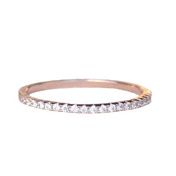 Three Heroes Hot Selling Couple Rings: Women's Single Row Diamond Band, Gold-Plated Hand Jewelry.