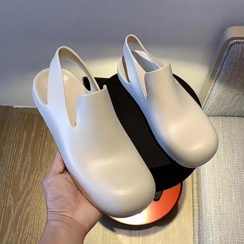 Axi Ge Has the Same 2025 Four-season New Bag Head Sandals, Internet Celebrity Wears Versatile Thick-soled Flat-heeled Cool Slippers.