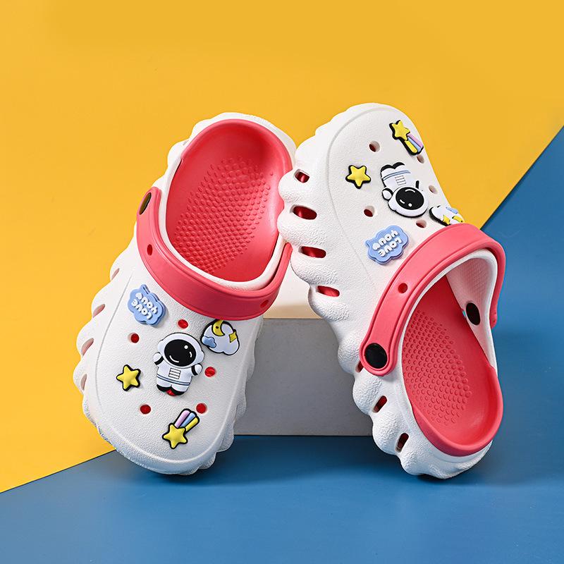Boys Breathable Colorful Clogs Perfect For Summer Adventures And Outdoor Activities