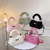 Plush Handbag Soft Warm Shoulder Bag Everyday Companion for Fashion Enthusiasts