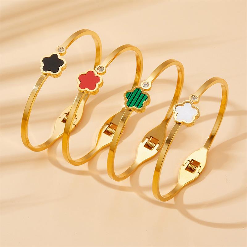 Gold Plated Stainless Steel Lucky Five Leaves Clover Bracelet for Women Adjustable Fashion Classic Jewelry Accessories Gifts