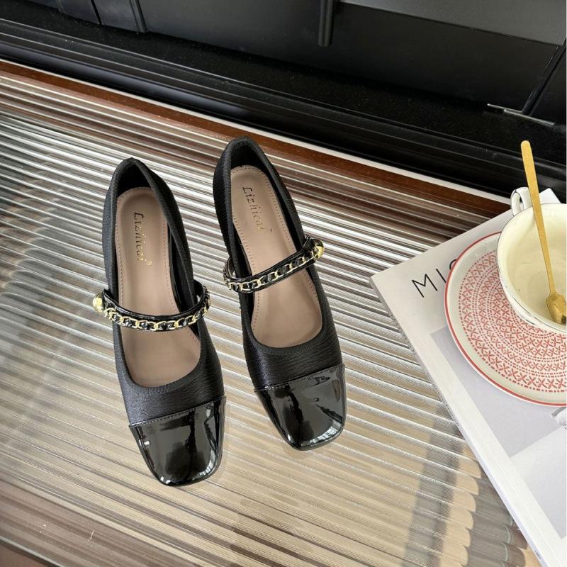 2025 vår och höst ny mode mångsidig tjock klack fransk liten doftande splicing fyrkantig tå Mary Jane enkelskor damskor