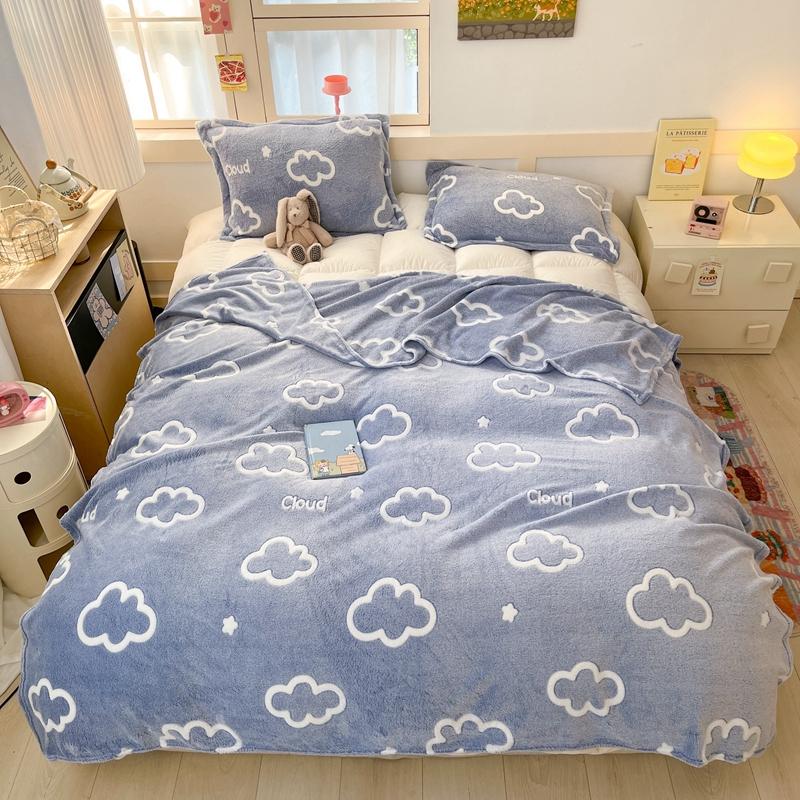 Cartoon Cute Bear Throw Blankets Super Soft Fluffy Lightweight Comfortable Flannel Couch Bed Blanket for All Season Kids Gifts