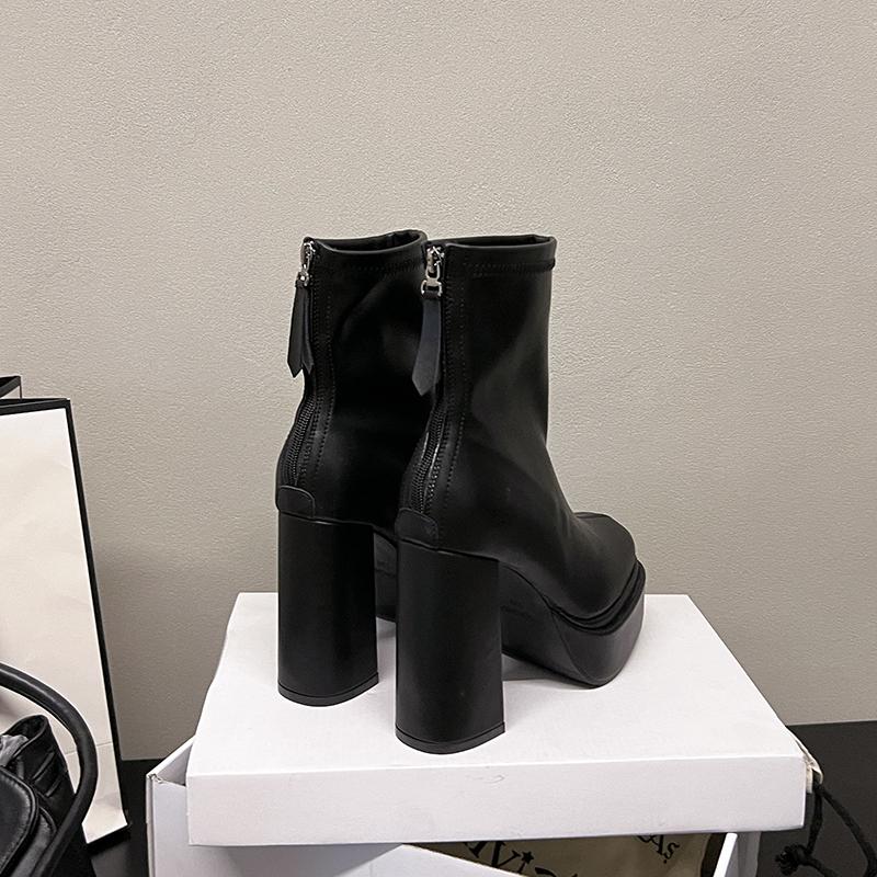 Fashion Black British Style Chunky High-heeled Boots Women's Autumn 2025 New Small Height-increasing Versatile Booties