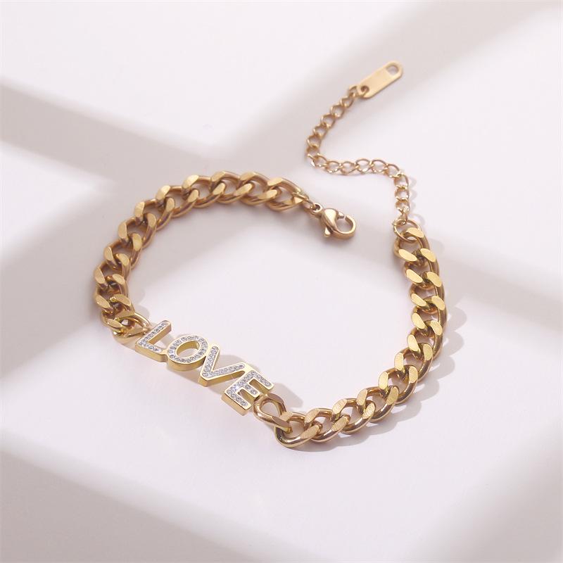 

Элегантный женский браслет из титановой стали - Стильный, Высококлассный дизайн, Легкая роскошь, Универсальный модный аксессуар