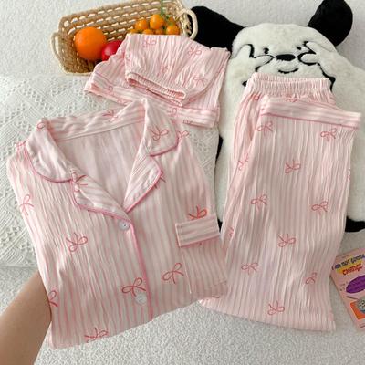 Korean Retro Floral Crinkled Pajama Set: Women's Summer Casual Short-Sleeved Three-Piece Homewear.