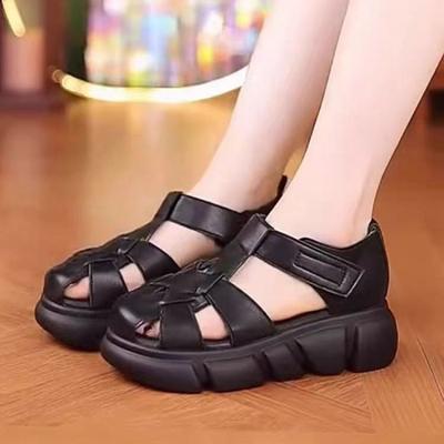 Fashion Platform Sandals 2025 Summer New Hollow Retro Muffin Shoes Soft-soled Bag Head Sandals
