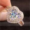 Fashion Copper Slightly Inlaid Zircon Personalized Luxury Heart-Shaped Women'S Wedding Ring Ring