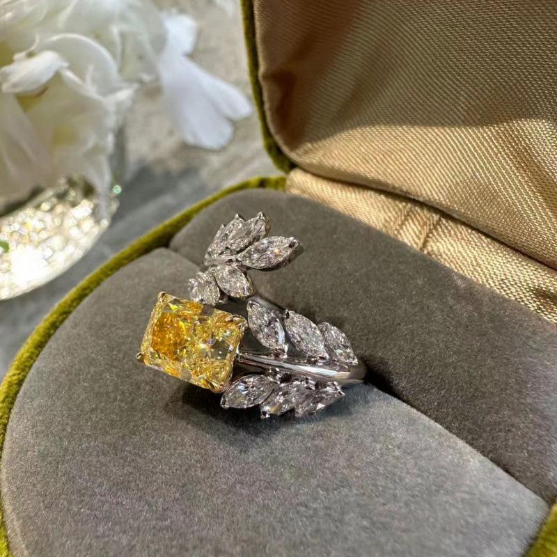 Exquisite Yellow Diamond Leaf Open Ring for Women: Chic, Colorful, and Stylish Adjustable Open