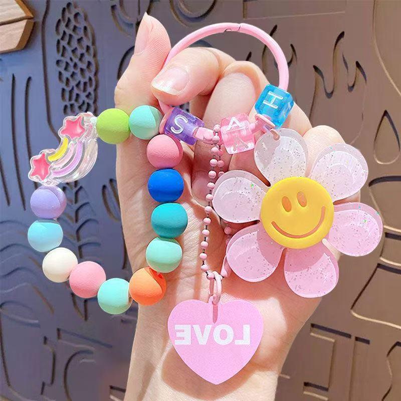 Smiley Face Sunflower Beaded Keychain Bracelet: 7-Color Design for Women & Couples, Bag Charm, Car Pendant Gift.