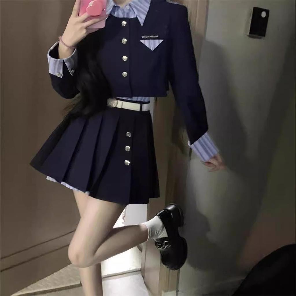 Navy Preppy Style Two-Piece Top: Slimming Long Sleeve Black Set for Women - Autumn/Winter Hot Girl Edit