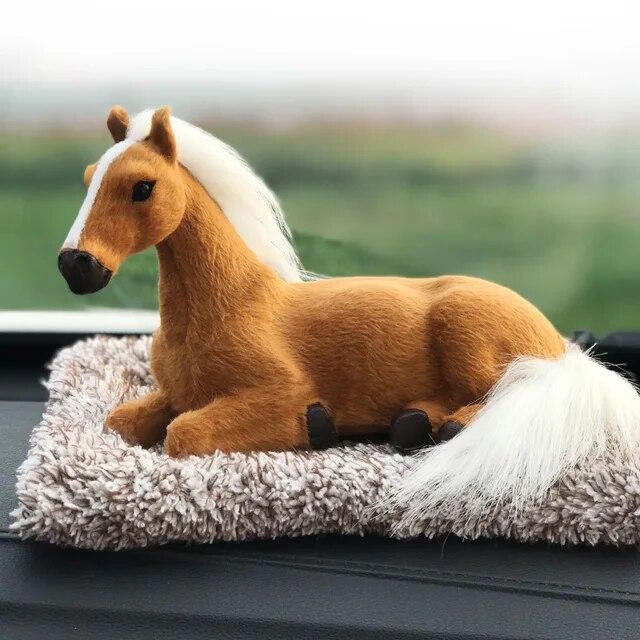 Украшения для приборной панели автомобиля — фото 7