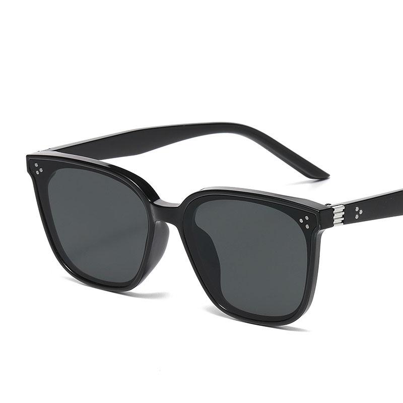 New Fashion Designer Sunglasses Woman Square Shape Uv Protection Women'S Sun Glasses High Quality Outdoor Sunglass