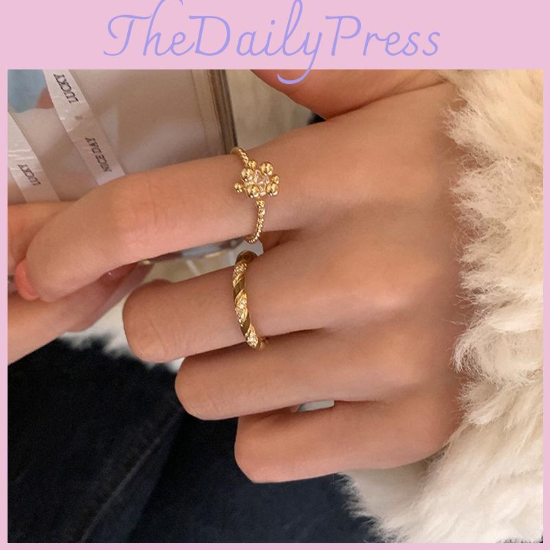 Trendy Adjustable Open Ring For Women With Chic Floral Design And Contemporary Style