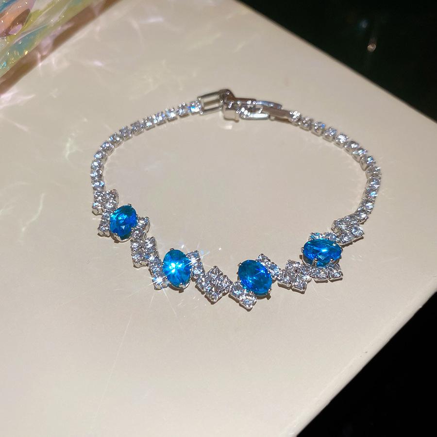 Europe and the United States Hot-selling Color Oval Love Zircon Bracelet Light Luxury Bracelet Personalized Jewelry Women