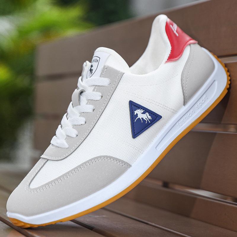 Letní nové retro německé tréninkové boty všestranné s plochou podrážkou malé bílé boty Forresta Gumpa lehké sportovní boty ležérní boty pánské boty