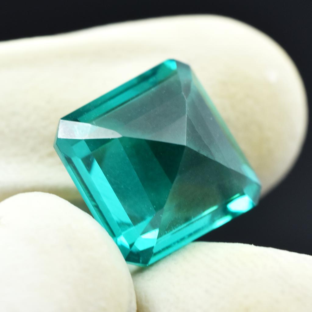 Natural Green Garnet 9.90 Ct Square Cut Loose Garnet Gemstone