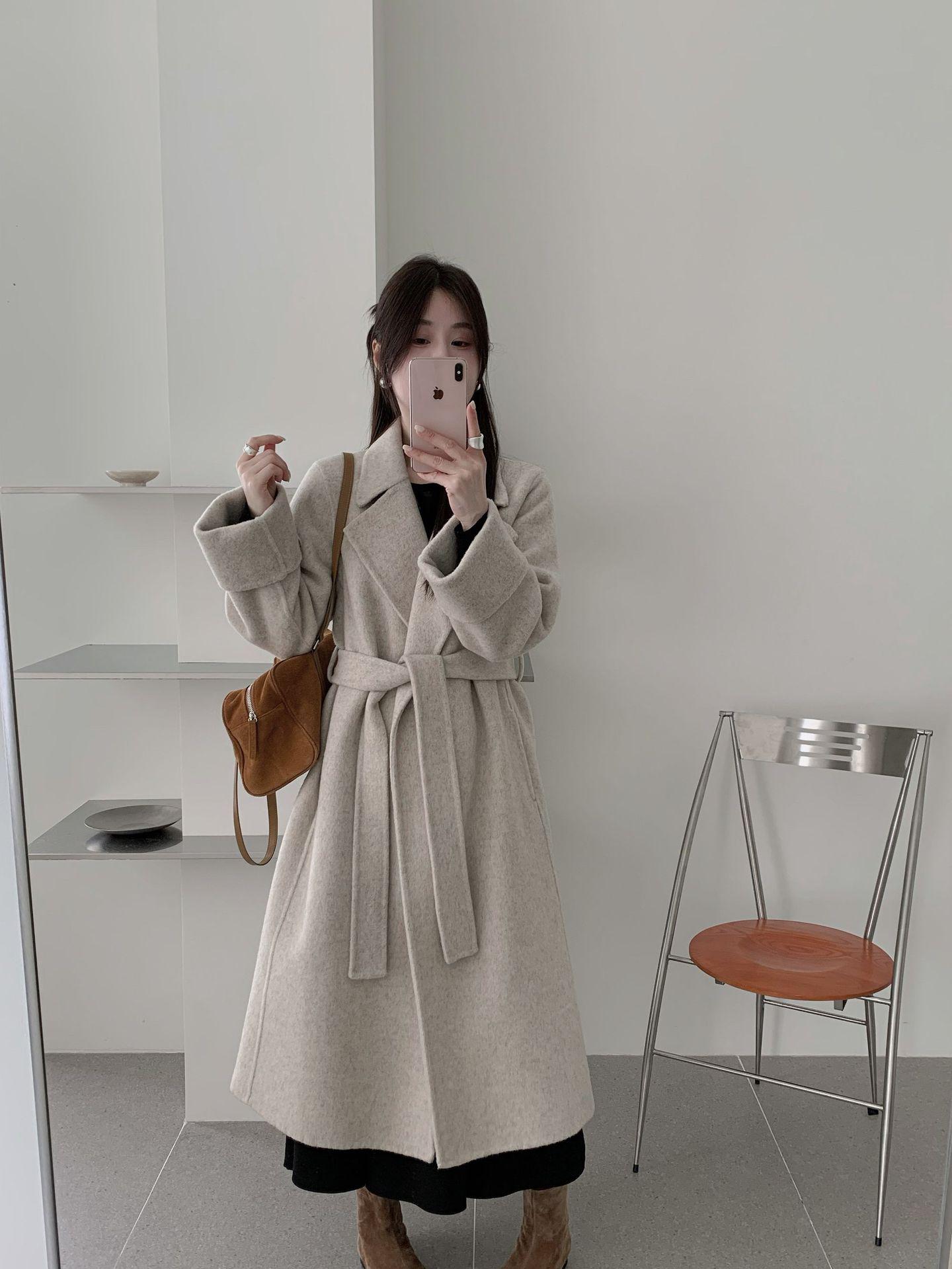 

2025 Autumn/Winter High-End Wool Coat with Large Lapel and Tie Medium