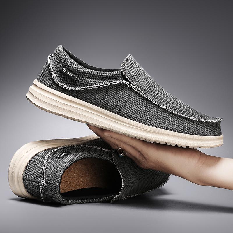 Spring and Autumn Loafers Men's 2025 Casual Shoes Men's Flat-bottomed Sneakers Ultra-light Large Size One-pedal Shoes