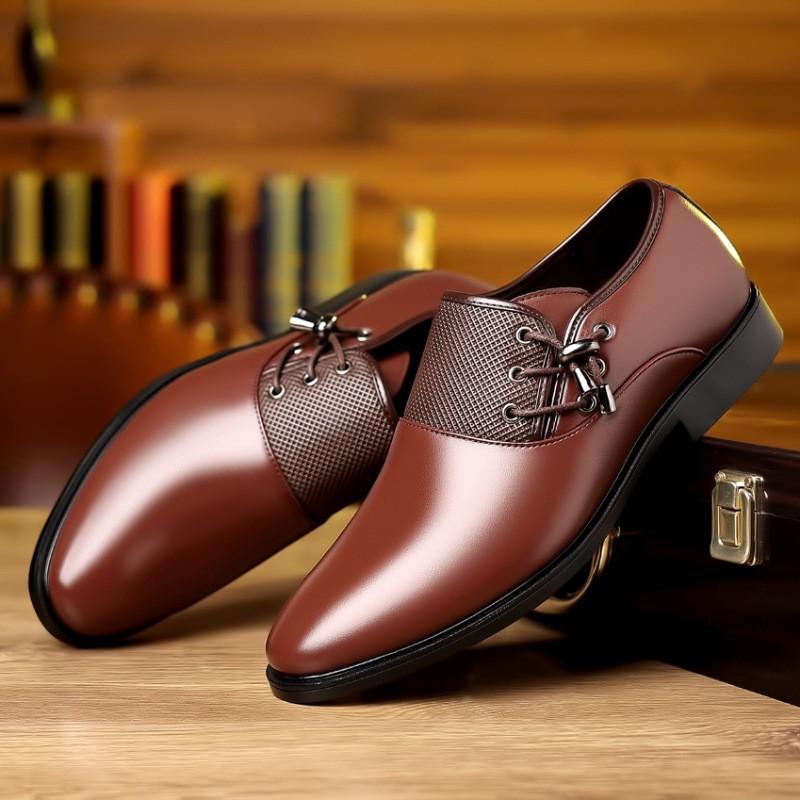 Fashion New Black Brown Loafers Men's Pointed Patent Leather Casual Shoes Wedding Dress Homecoming Footwear Zapatos Hombre