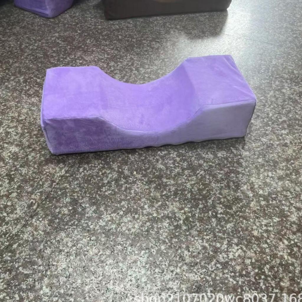U-Shaped Eyelash Extension Beauty Pillow