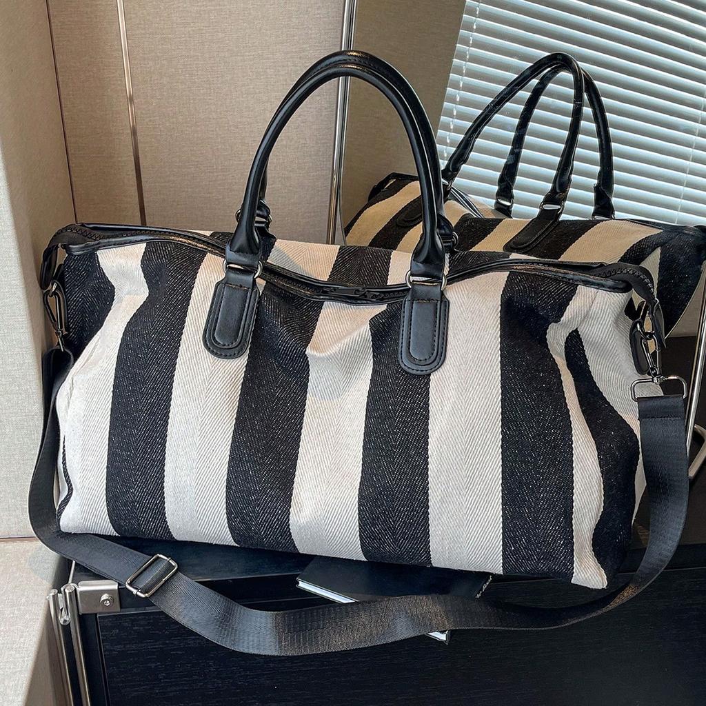 High-value travel bag, large-capacity clothing storage bag, portable business trip boarding bag, messenger bag,