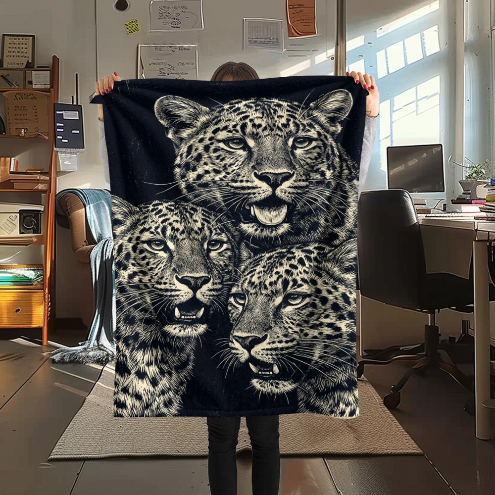 1PC Small animals gather Print FlAannel Blanket, High quality Comfortable for All Seasons, Home Decor, Warmth and Comfort