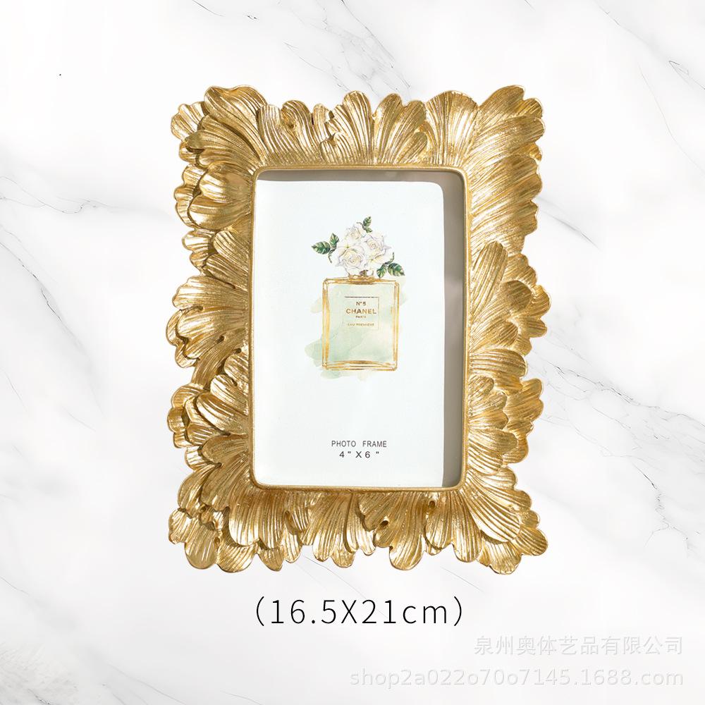 

Modern Simplicity 6 Inches Feather Photo Frame Table Setting Picture Frame Golden Resin Photo Frame Home Decor Ornament 6 inches