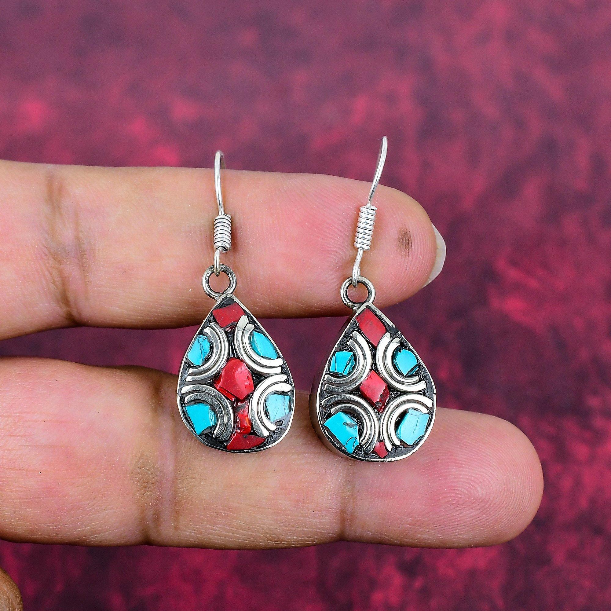 

Коралловые и бирюзовые серьги из цельного стерлингового серебра 925 пробы, Серьги-гвоздики с драгоценными камнями ручной работы в непальском стиле, Подарки для жены, Новые серьги 1.41 Inches