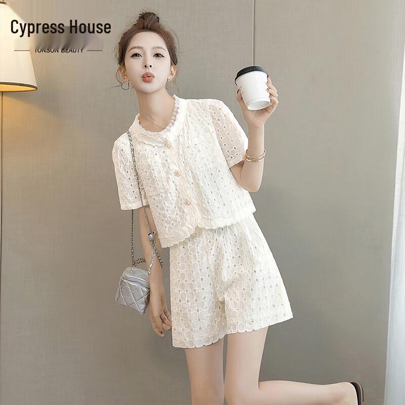 

Женский комплект: топ с коротким рукавом и шорты XL