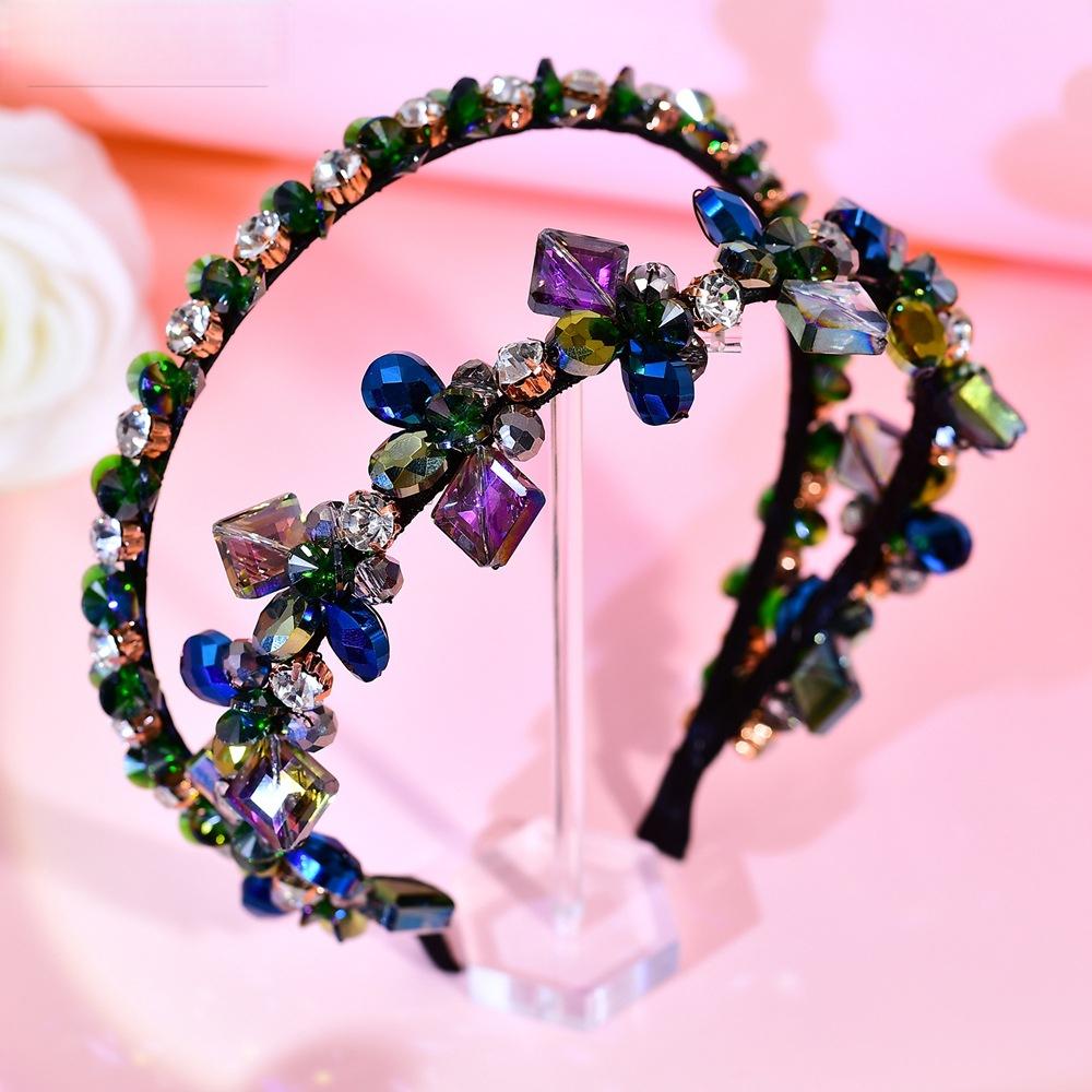 Vintage Headpiece: A Luxurious and Sophisticated Hair Net and Hair Band