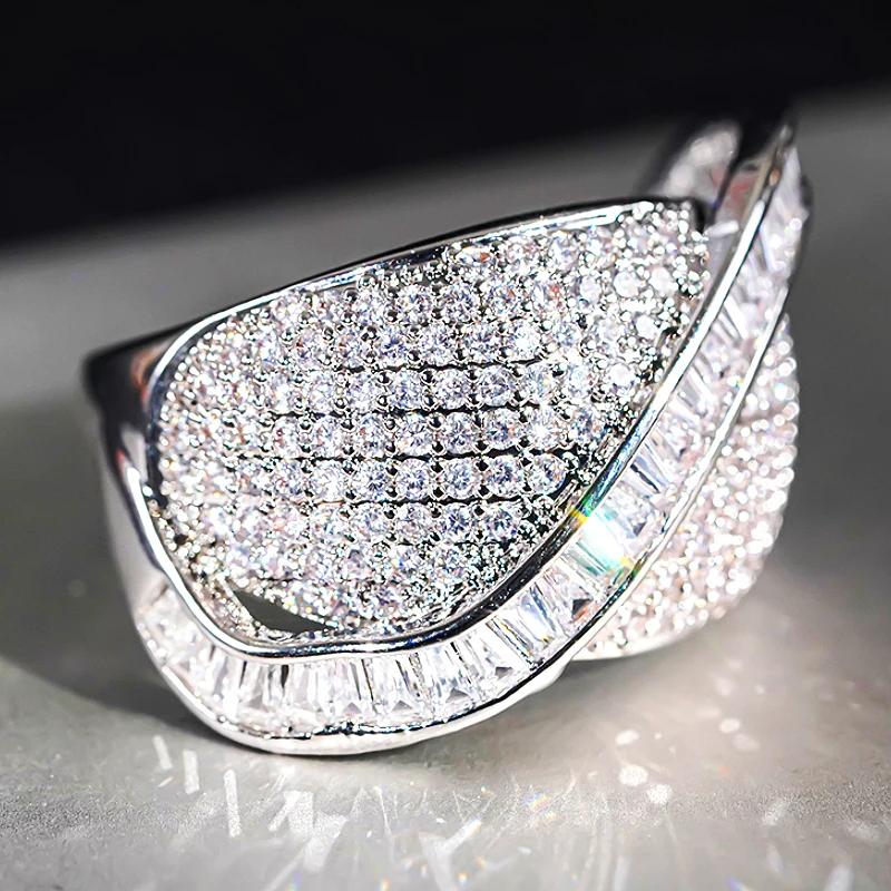 Huitan Sparkling Women Ring Luxury Accessories Inlaid Shining CZ Trendy Party Engagement Holiday Wedding Unique Design Jewelry