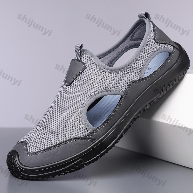 Fashion Men's Casual Shoes 2025 Summer New Breathable Mesh Comfortable Men Sandals Hollow Soft Bottom Lightweight Fashion Slip on Flats
