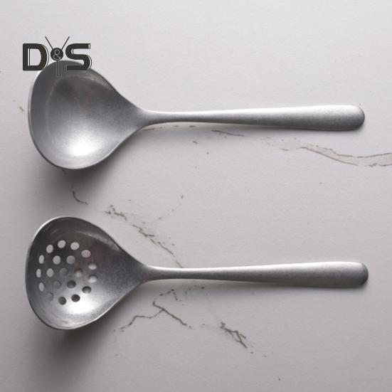 Retro Hotpot Schaumlöffel Suppenkelle zum Kochen Edelstahl Schlitzlöffel Sieb Sieb Schaufel für Zuhause Restaurant Küche Kochgeschirr Utensil