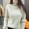 The Thick and Laid-back High-neck Sweater for Autumn and Winter Is Loose, Stylish and Bold. It Doesn't Pill