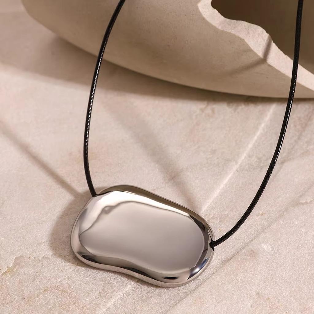 Mirror Metal Necklace Irregular Niche Design Light Luxury High Sense Simple Collarbone Chain, Cold Wind Temperament Female