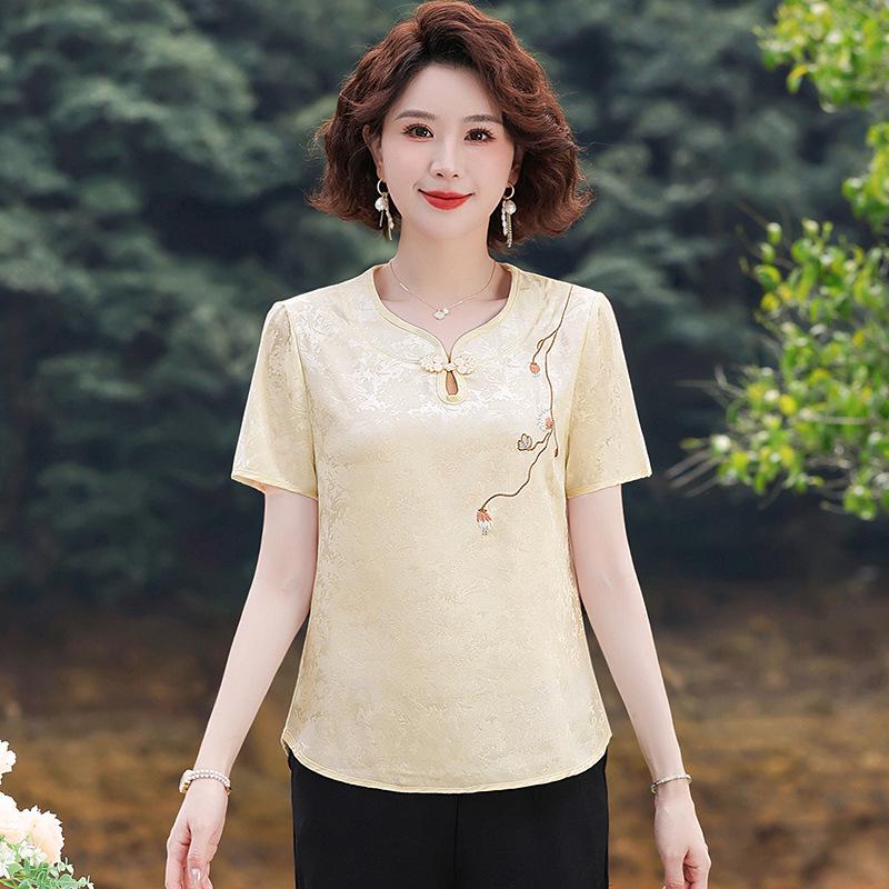 

2025 Summer New Arrival Retro Jacquard Ice Silk T-shirt, Chinese Style, Round Neck, Short Sleeve for Middle-Aged and Elderly. 5XL (140-155 jin) бежевый