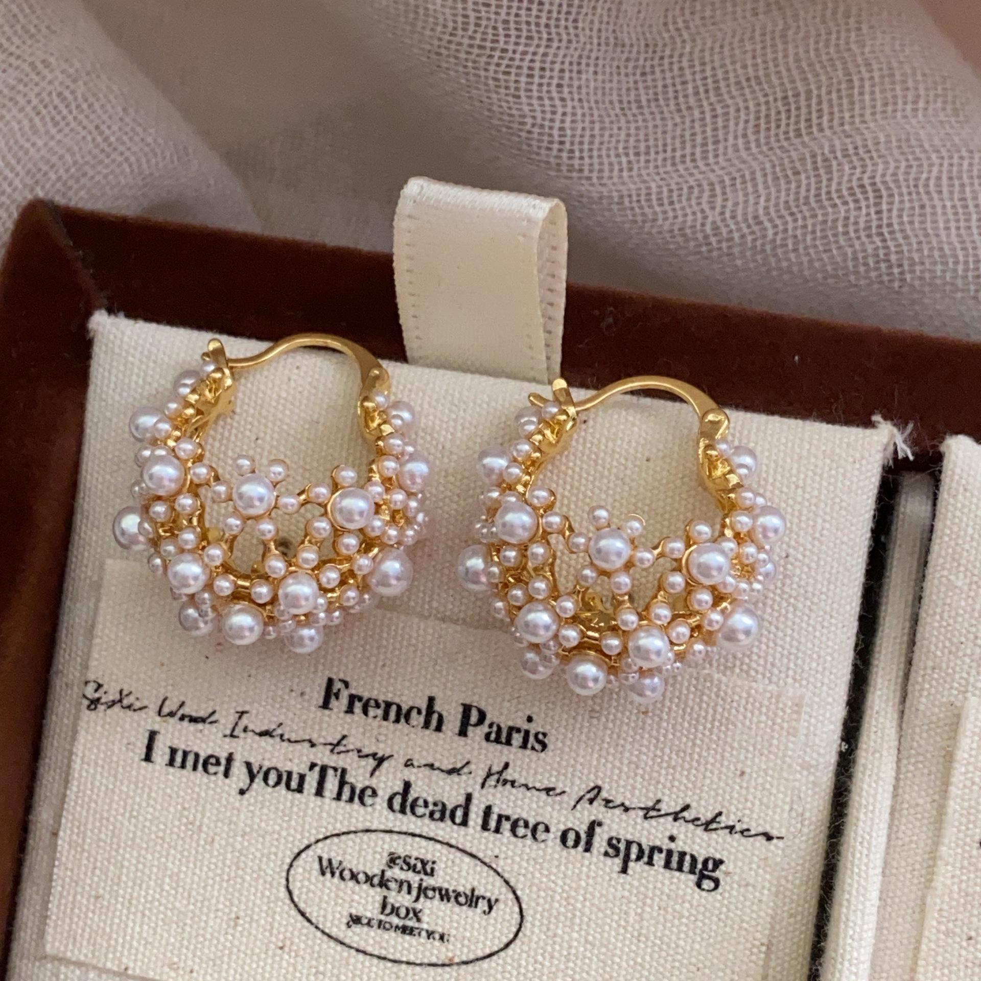 French retro small flower basket stud earrings golden gentle temperament earrings design floral, earrings