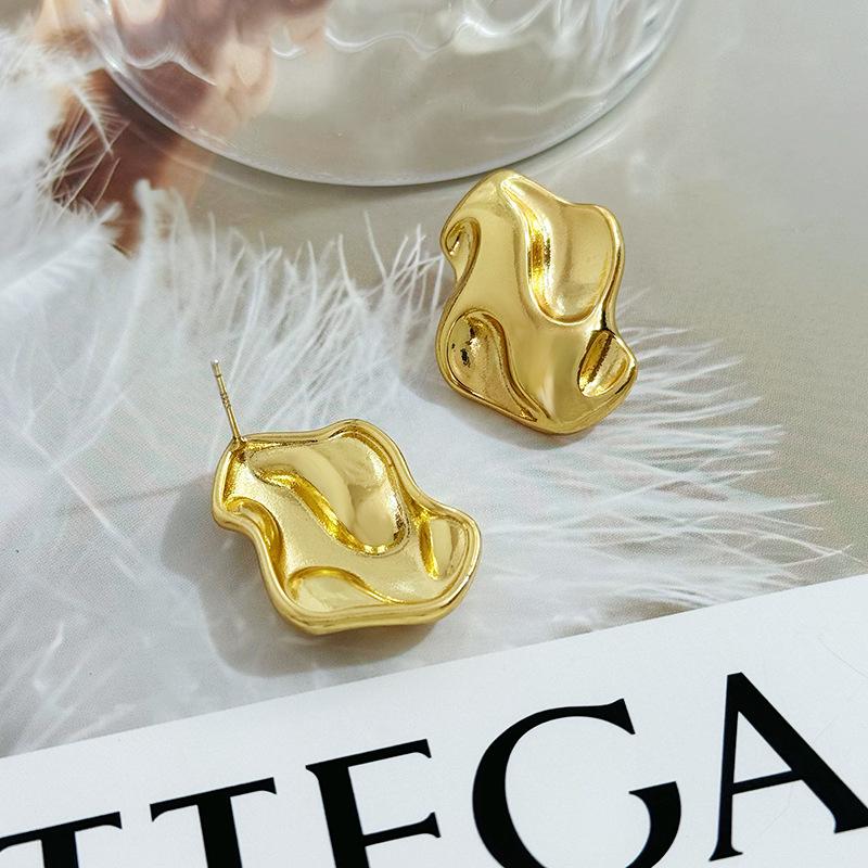 Geometric Pleated Design 925 Silver Stud Earrings - Retro Niche High-End Style for Women