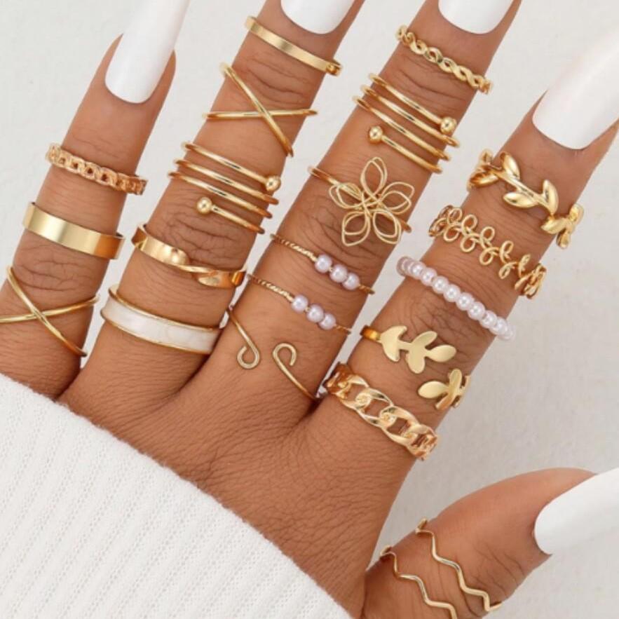 Neues Mode Geometrisches Knöchelringe Set Für Frauen Boho Schmetterling Herz Zirkon Goldfarbe Fingerring Trendiger Party Schmuck Geschenke