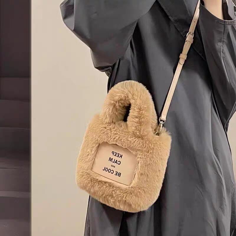 2025 New bucket bag, fashionable handbag, crossbody bag, large-capacity hand-held plush bag for women