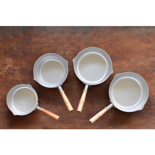 Hokuriku Aluminum Yukihira Pan, 24cm, Aluminum, IH Compatible, Made In Japan, for Simmered Foods, Anodized Aluminum Finish, Hanayuki (A-2744)