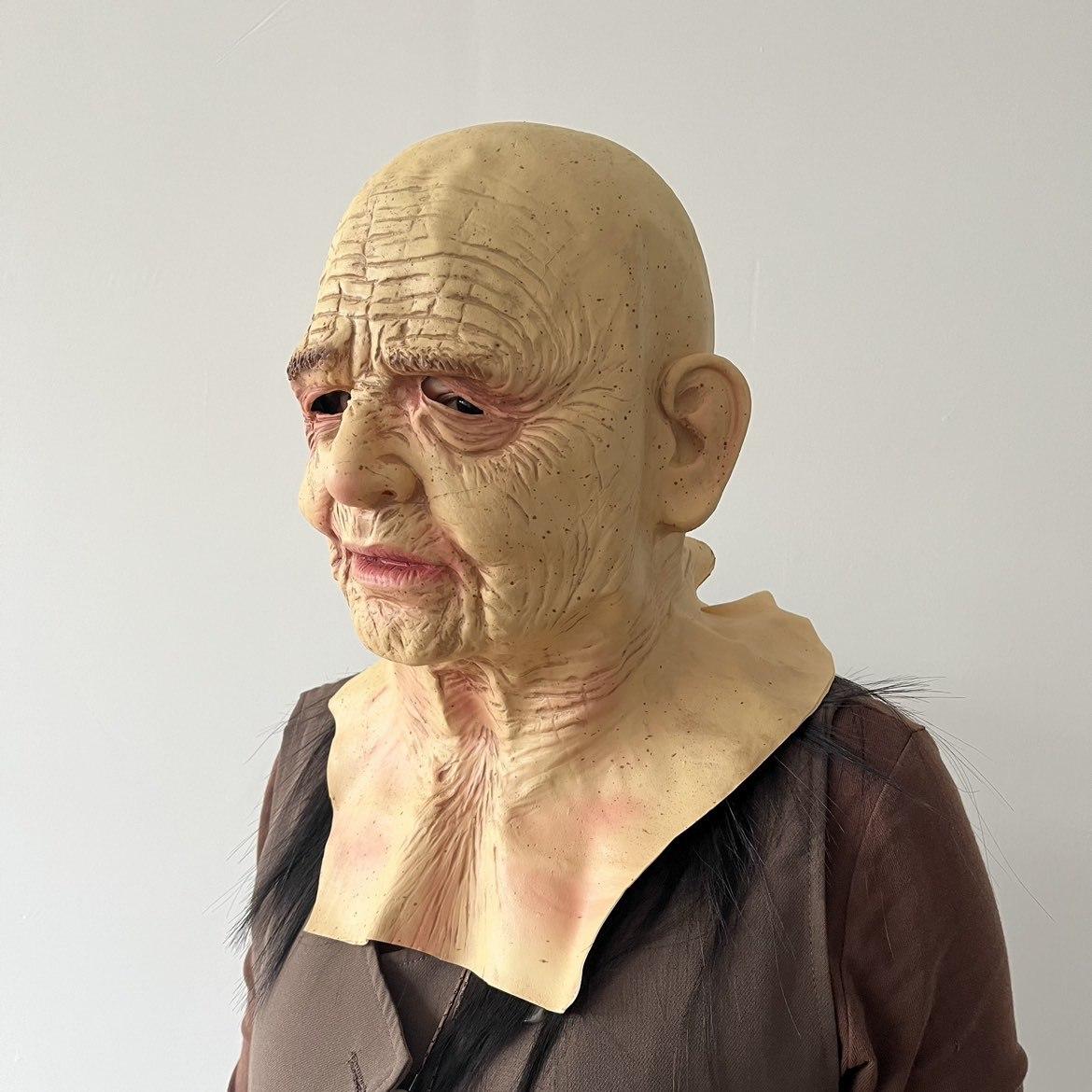 Wrinkled old woman latex mask One size fits all adults бежевый